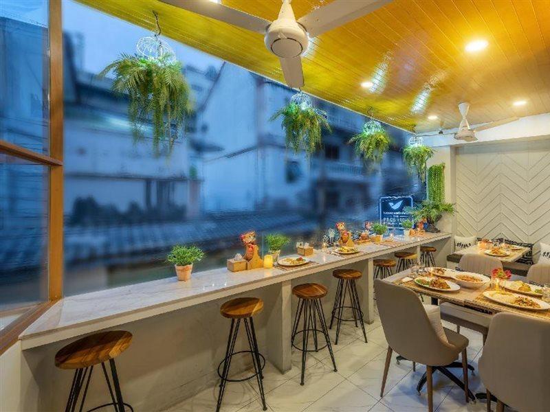 Tori Prestige Bangkok Hotel Екстериор снимка