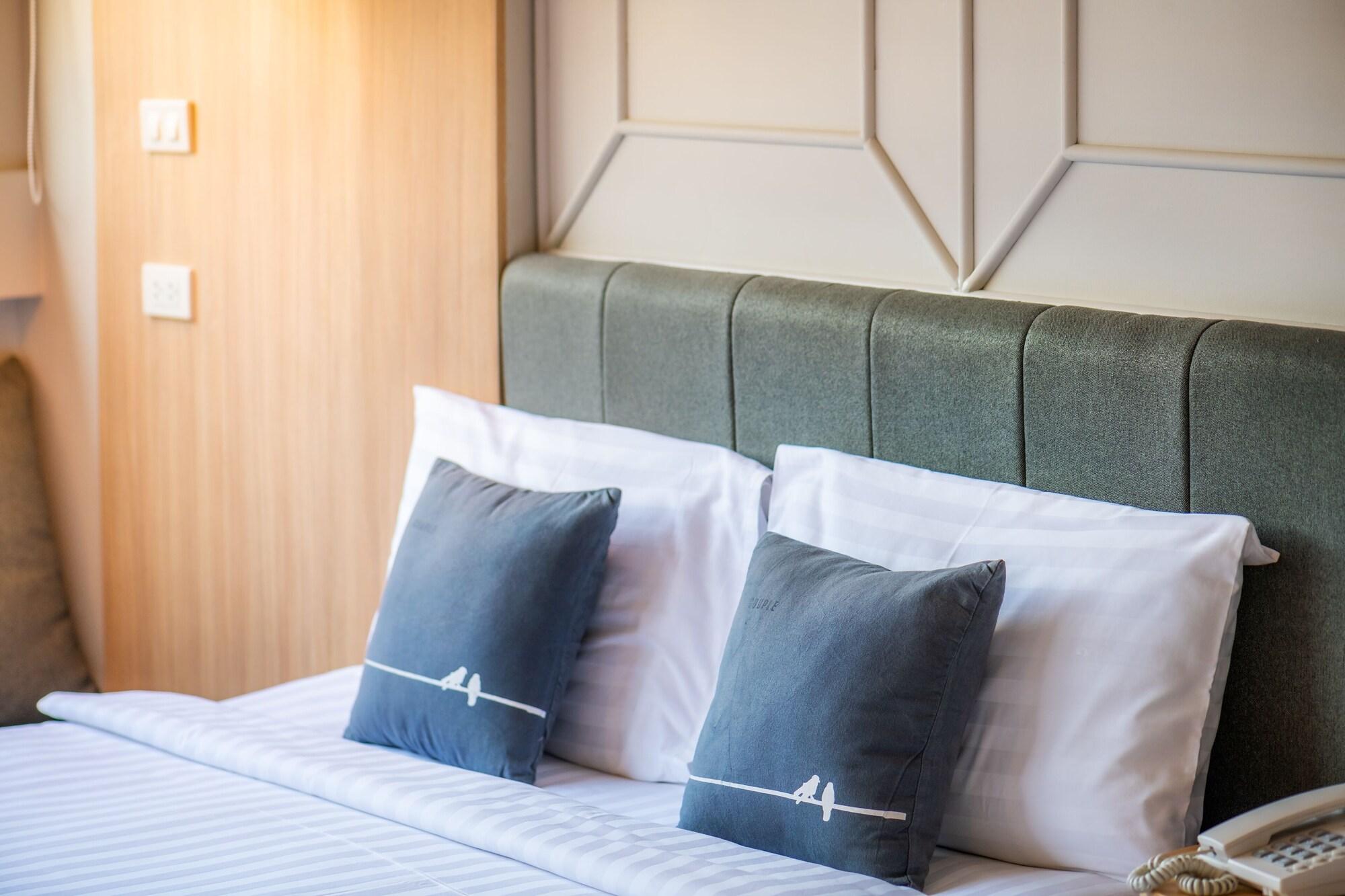 Tori Prestige Bangkok Hotel Екстериор снимка
