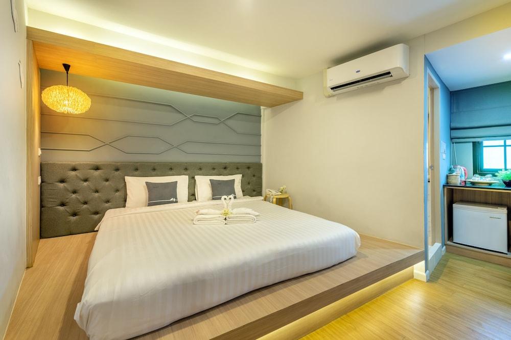 Tori Prestige Bangkok Hotel Екстериор снимка