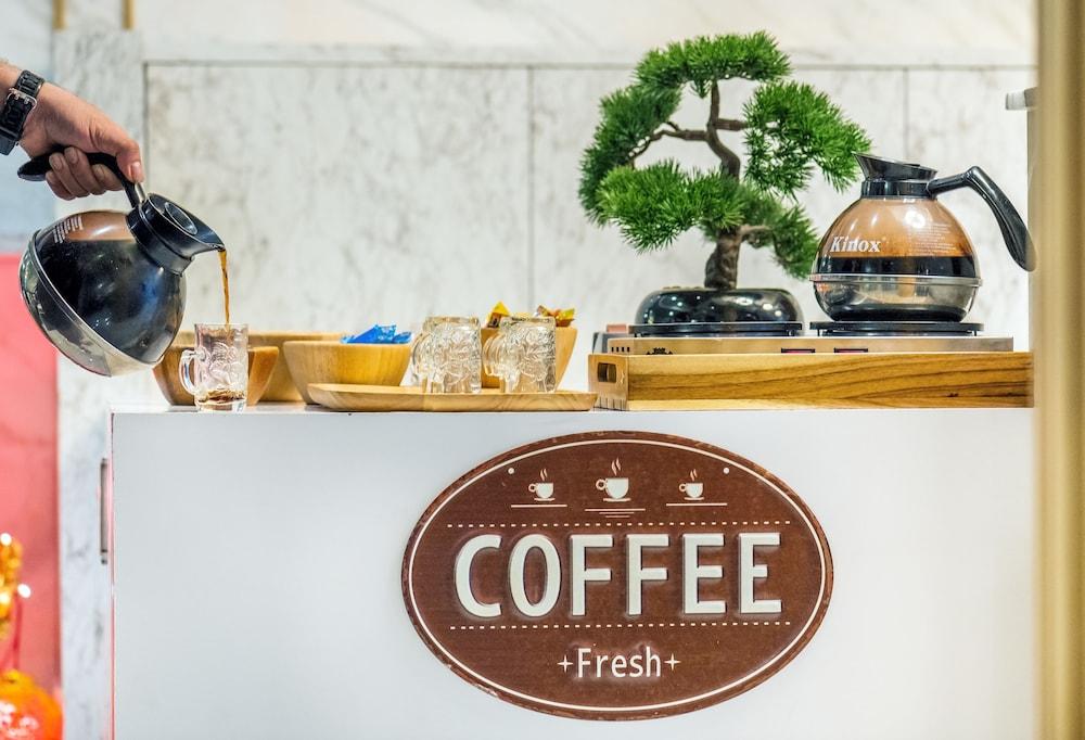 Tori Prestige Bangkok Hotel Екстериор снимка